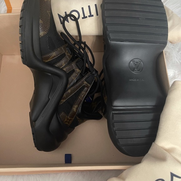 Louis Vuitton Archlight Sneaker - Picture 5 of 7